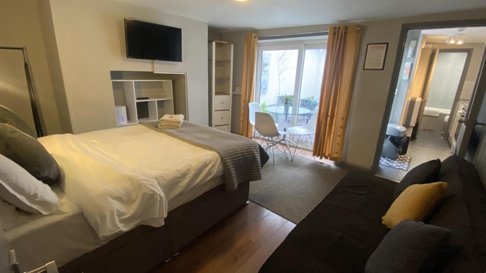 Ei8Ht Brighton Guest Accommodation מראה חיצוני תמונה