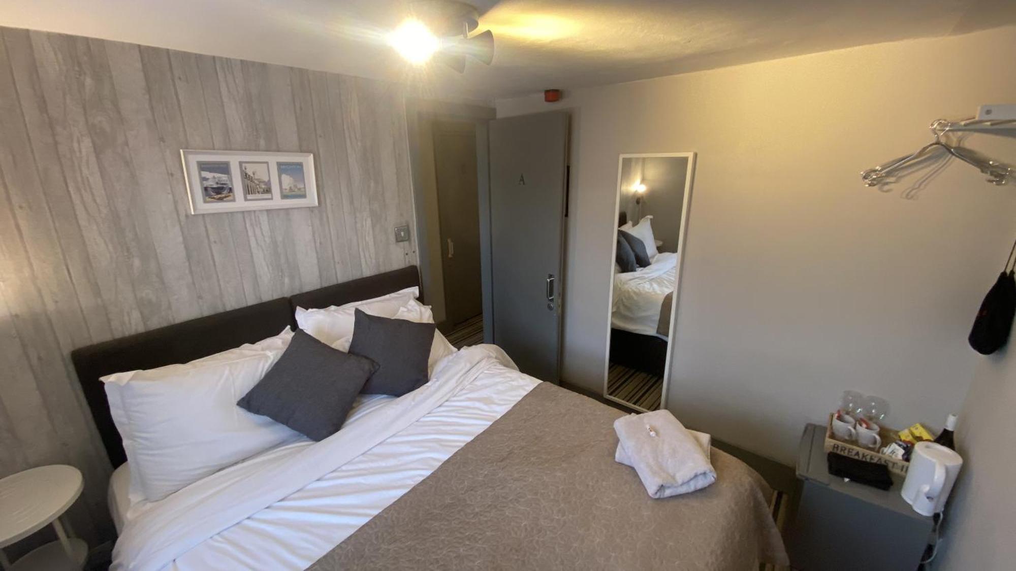 Ei8Ht Brighton Guest Accommodation מראה חיצוני תמונה