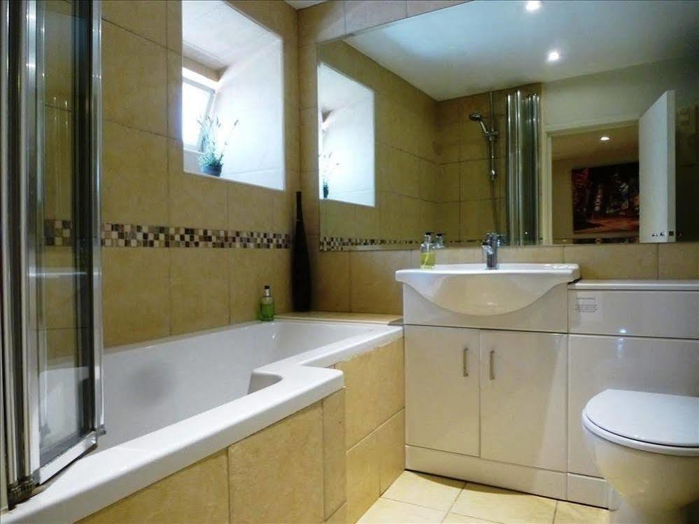 Ei8Ht Brighton Guest Accommodation מראה חיצוני תמונה